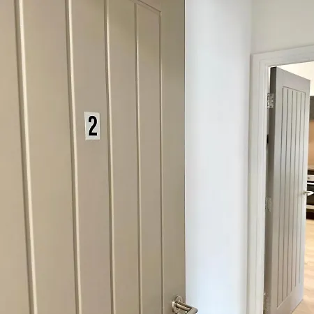 Fountain No 2 With Free Parking Апартаменты Йорк