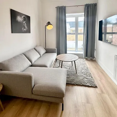 Fountain No 2 With Free Parking Йорк