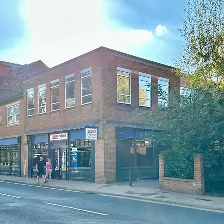 Fountain No 2 With Free Parking * يورك